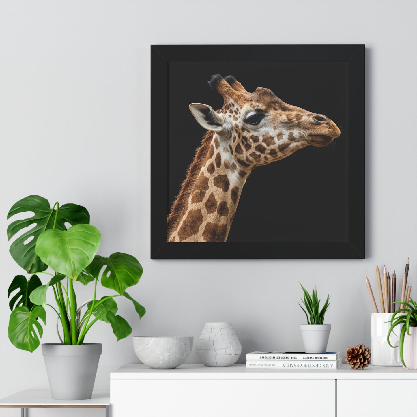 Framed Art Print – Giraffe In Colour