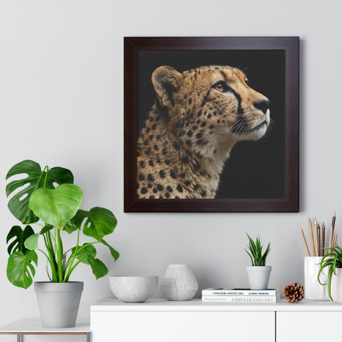 Framed Art Print – Cheetah In Colour