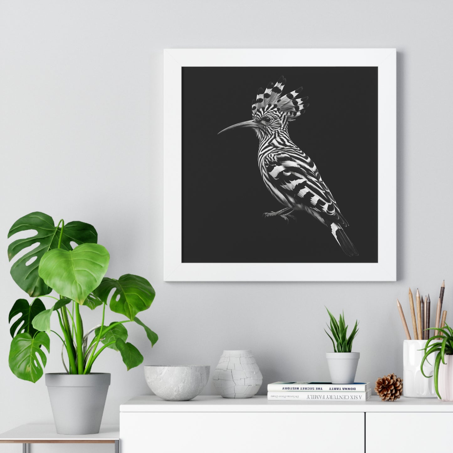 Framed Art Print – Afrikan Hoopoe In Black
