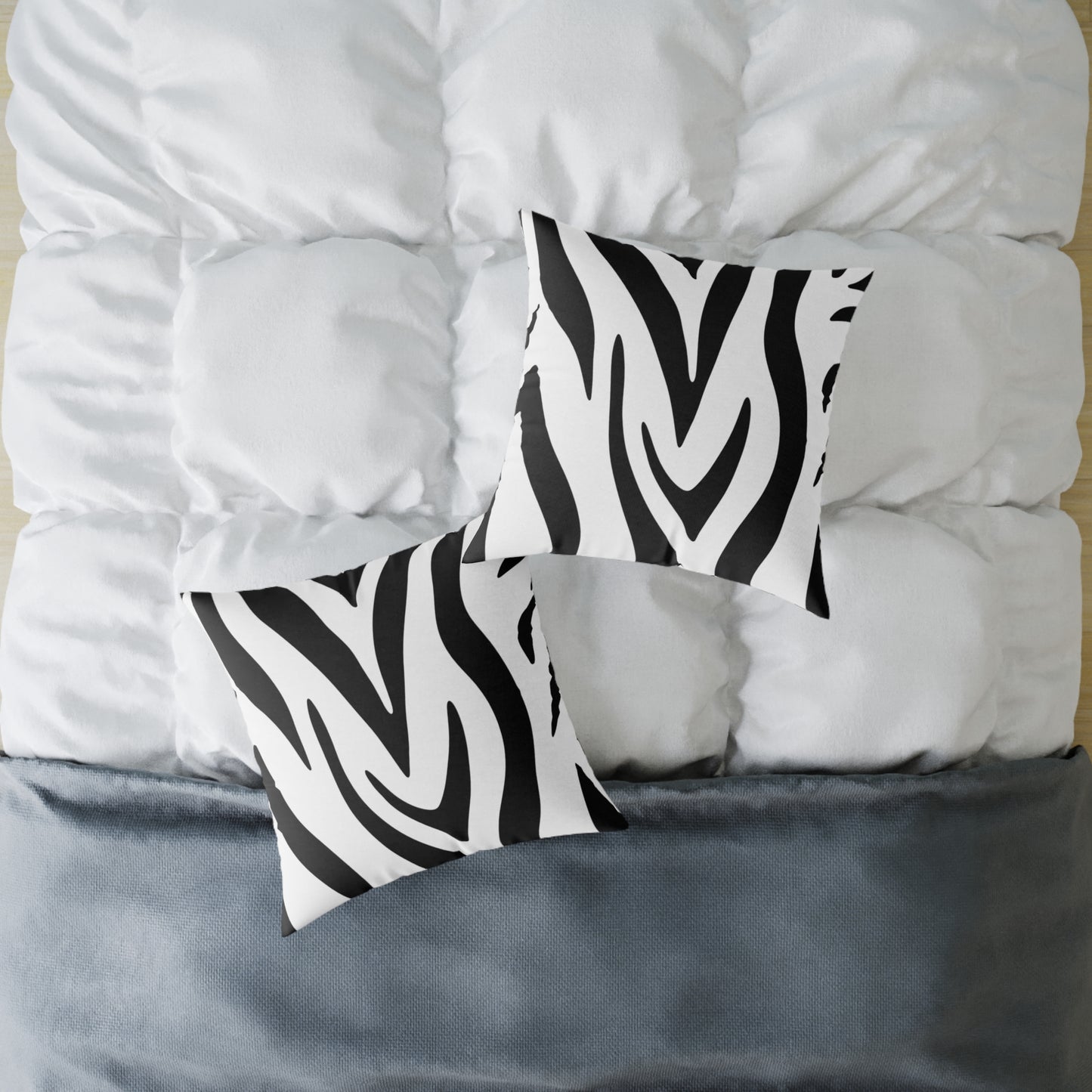 Throw Pillow — Motif V