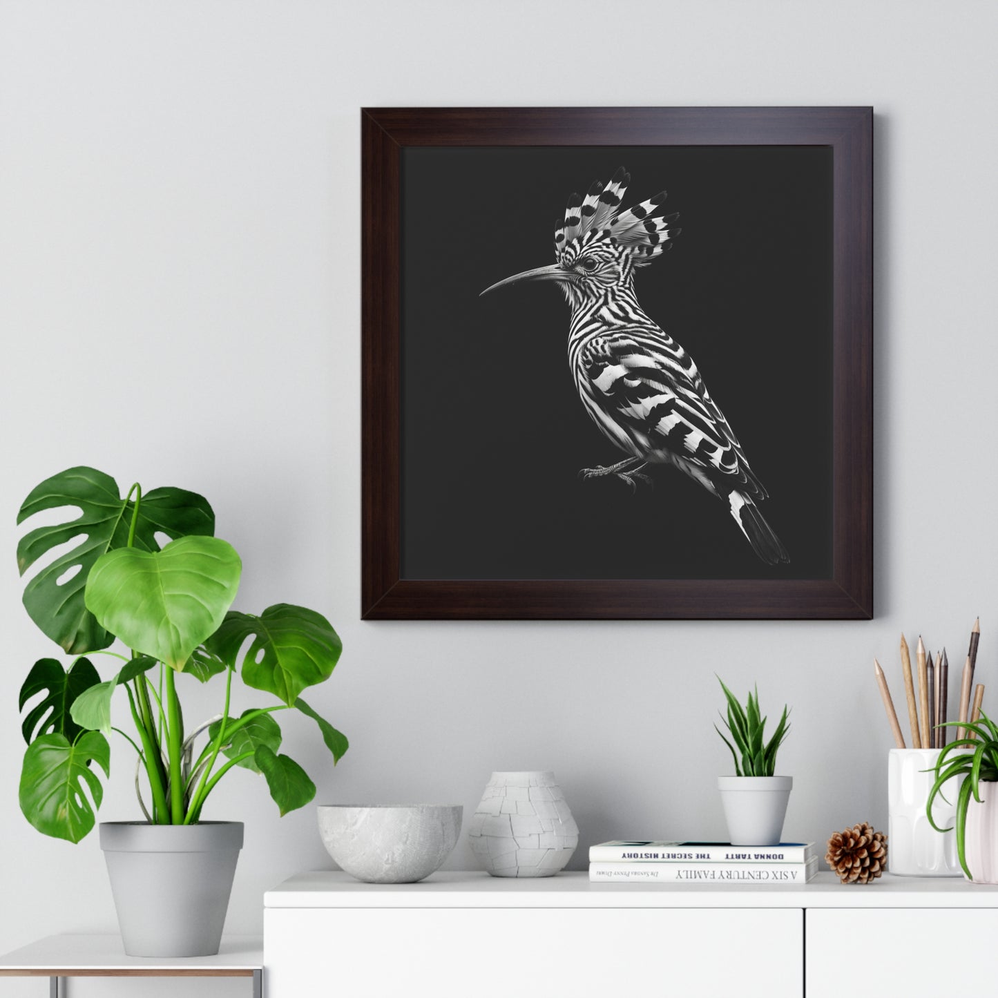 Framed Art Print – Afrikan Hoopoe In Black